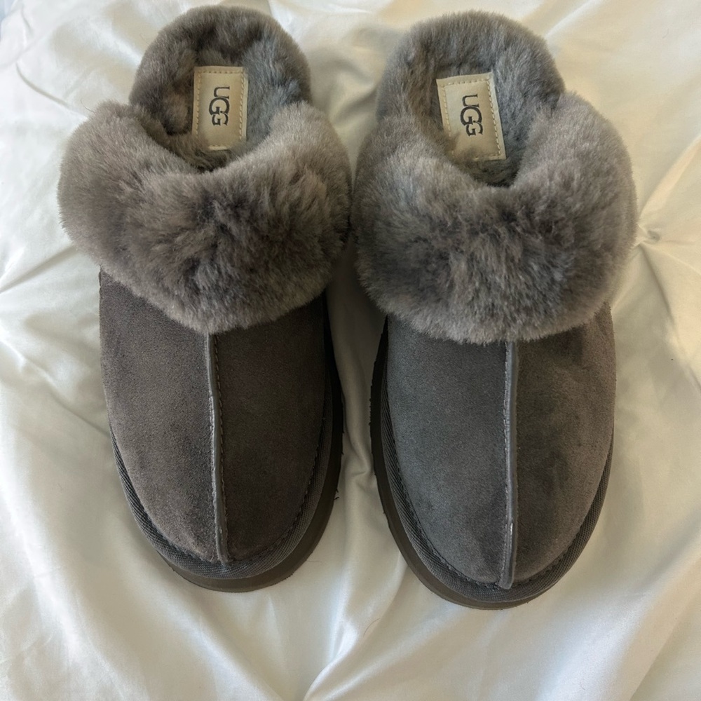 UGG Platform Gray Suede Fur-Lined Slippers - Picture 8 of 9